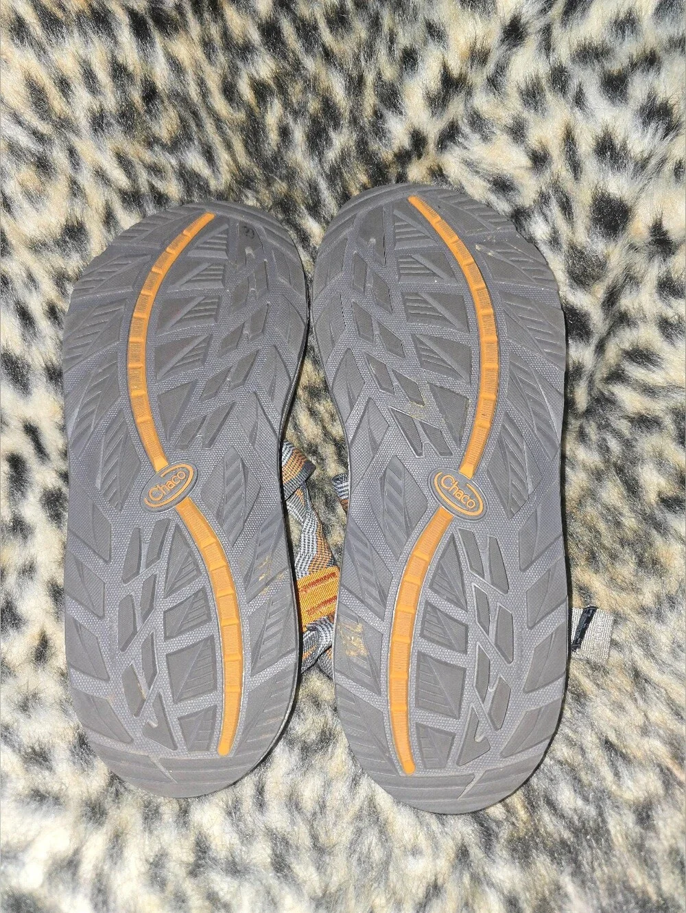 Chaco Gray Sandals Men's Size 11 Adjustable Outdoor Hiking Water Shoes